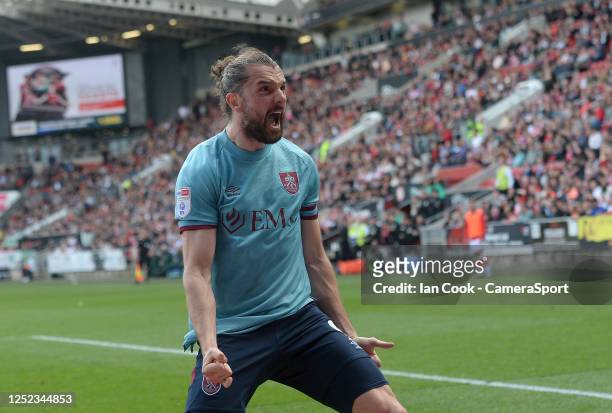 Burnley's Jay Rodriguez celebrates scoring his side's second goal during the Sky Bet Championship between Bristol City and Burnley at Ashton Gate on...