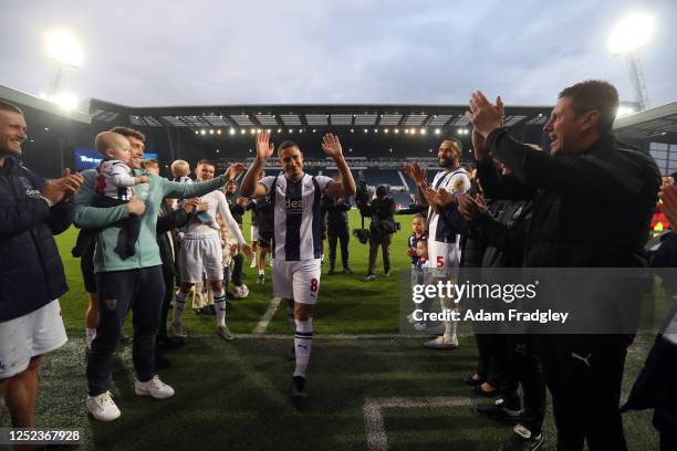 West Bromwich Albion players and staff form a guard of honour to applaud and appreciate retiring club captain Jake Livermore of West Bromwich Albion...