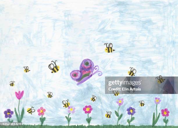 ilustraciones, imágenes clip art, dibujos animados e iconos de stock de childs drawing bumblebees and butterfly above springtime flowers - grupo grande de animales