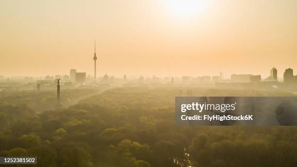 golden sunset over berlin and volkspark friedrichshain park, germany - the tiergarten stock pictures, royalty-free photos & images