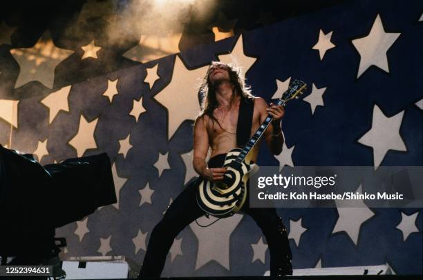 Ozzy Osbourne Band, live, Moscow Music Peace Festival 1989 at Luzhniki Stadium, Moscow, USSR, 12th and 13th August, 1989. Zakk Wylde .