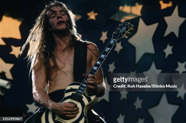 Ozzy Osbourne Band, live, Moscow Music Peace Festival 1989 at Luzhniki Stadium, Moscow, USSR, 12th and 13th August, 1989. Zakk Wylde .