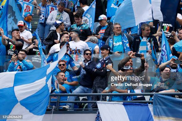 Napoli fans rejoice after learning of the goal scored by FC Internazionale against SS Lazio prior to the Serie A match between SSC Napoli and...