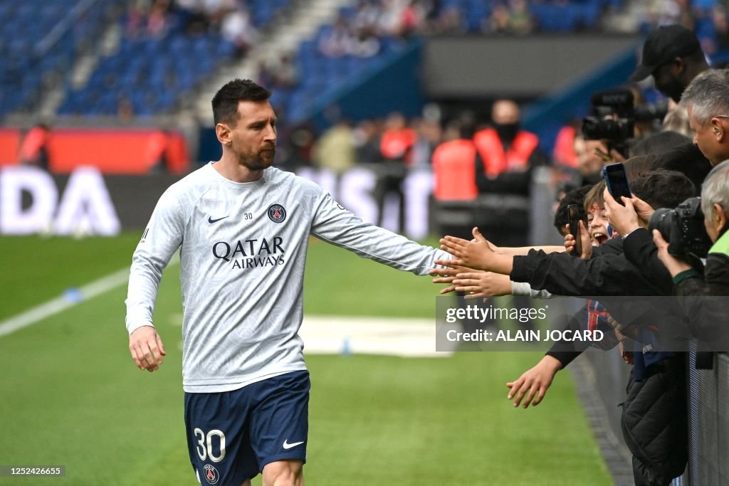 FBL-FRA-LIGUE1-PSG-LORIENT