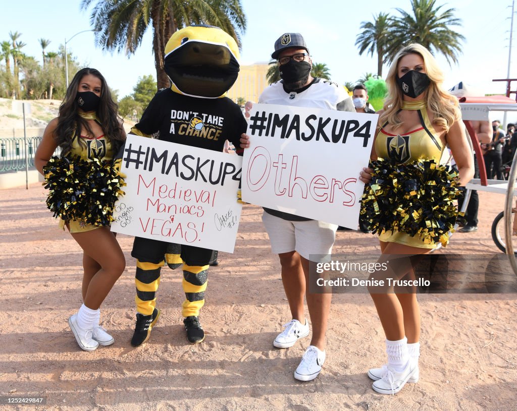 Las Vegas Entertainers Kick Off Pro-Mask Wearing Campaign With Fashion Show Amid Spike In COVID-19 Cases