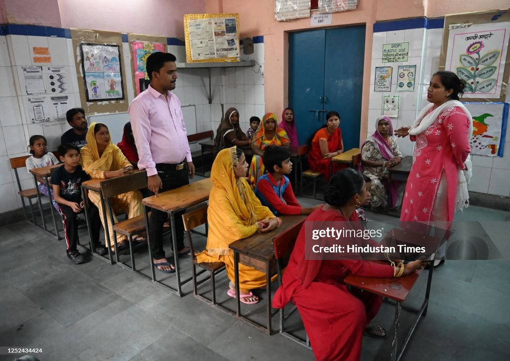 Teachers interacts with parents and students for MEGA PTM at MCD