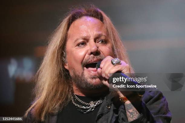 Motley Crue Photos and Premium High Res Pictures - Getty Images
