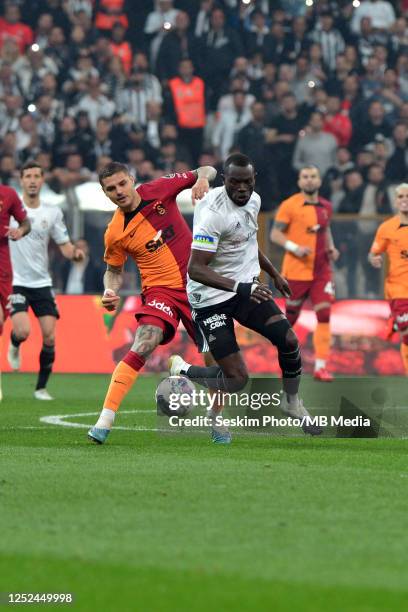 ISTANBUL, TURKEY - OCTOBER 25: players of Besiktas JK during the Super Lig  match between Besiktas and Galatasaray at Vodafone Park on October 25, 2021  in Istanbul, Turkey (Photo by TUR/Orange Pictures