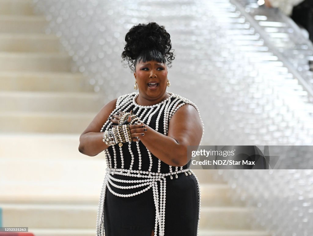 Lizzo is seen at The 2023 Met Gala Celebrating Karl Lagerfeld: A News  Photo - Getty Images