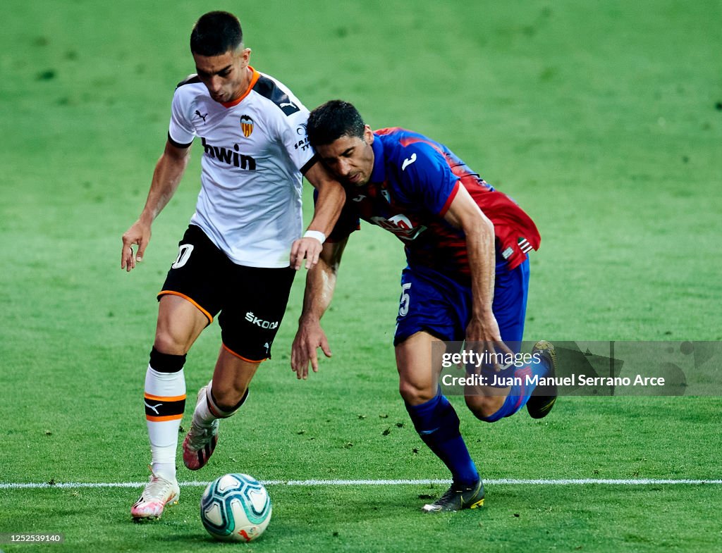 SD Eibar SAD v Valencia CF  - La Liga