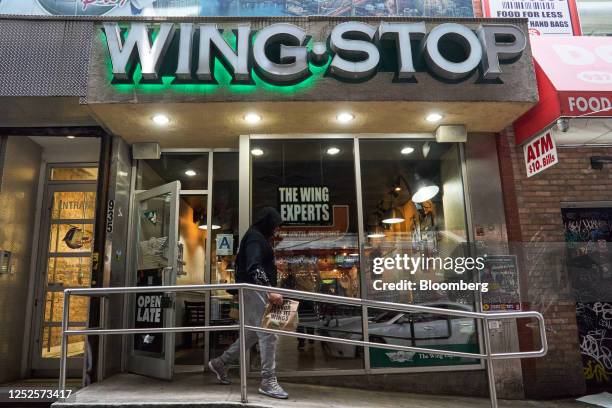 Wingstop Welcomesign 66 Leaving Brooklyn Sign Stock Photos, High-Res Pictures, and Images ...