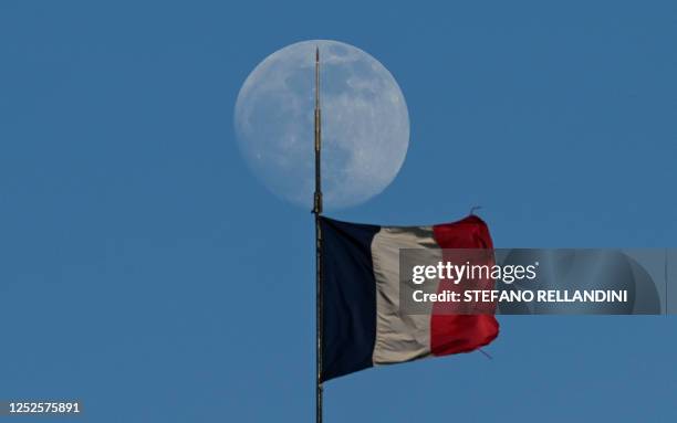 Waving French Flag Photos And Premium High Res Pictures Getty Images waving-french-flag-photos-and-premium-high-res-pictures-getty-images
