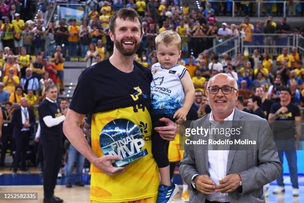 John Shurna, #14 of Gran Canaria receives the trophy as MVP from Antonio Morales, President of Cabildo, at the end of the 7DAYS EuroCup Basketball...