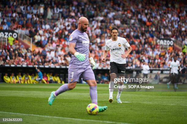 Jose Manuel Reina Paez of Villarreal CF Edinson Cavani of Valencia CF in action during the LaLiga Santander Regular Season Round 33 between Valencia...