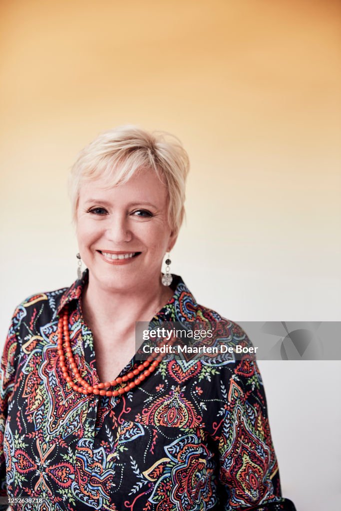 Eve Rumph Eve Plumb of Discovery's 'Brady Bunch' poses for TV Guide during the ...
