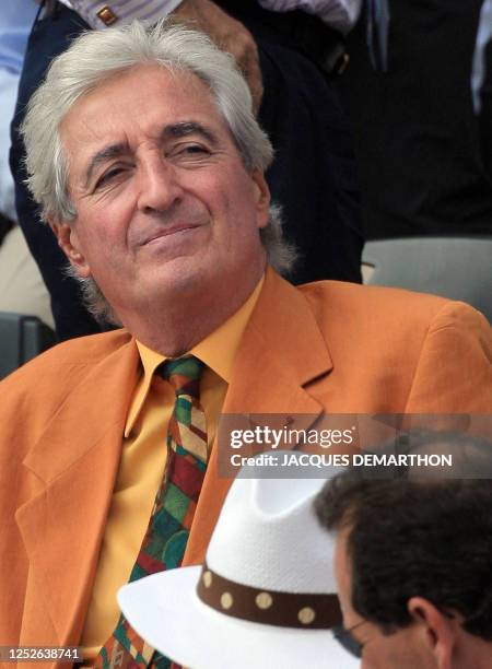 French songwriter Jean-Loup Dabadie attends a match between Spanish players Rafael Nadal and Carlos Moya during their French Tennis Open quarter...