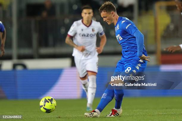 Liam Henderson of Empoli FC in action during the Serie A match between Empoli FC and Bologna FC at Stadio Carlo Castellani on May 4, 2023 in Empoli,...