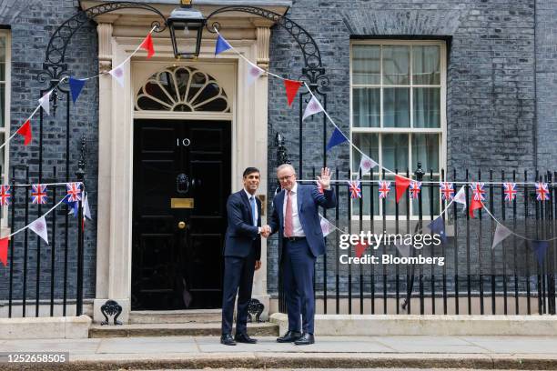 Rishi Sunak, UK prime minister, left, greets Anthony Albanese, Australia's prime minister, ahead of their bilateral meeting at 10 Downing Street in...