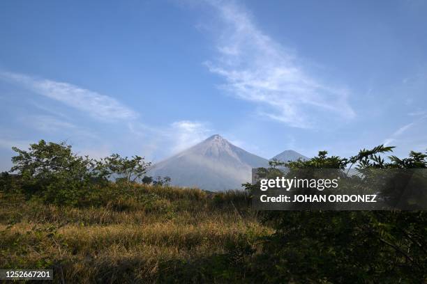 View of the Fuego Volcano, as seen from Alotenango, Guatemala, on May 5, 2023. - Guatemalan authorities evacuated more than 1,000 people and closed a...