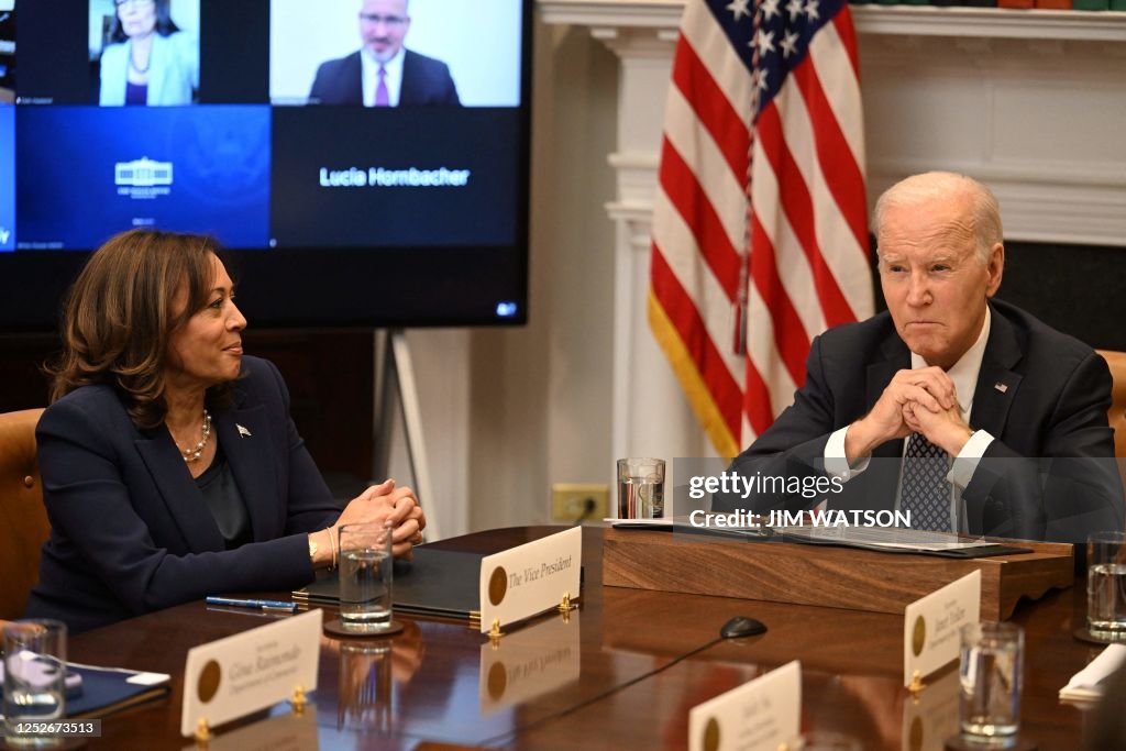 US-politics-economy-BIDEN