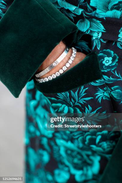 4,589 Cartier Love Bracelet Photos and Premium High Res Pictures - Getty Images 4,589 Cartier Love Bracelet Photos and Premium High Res Pictures - Getty Images