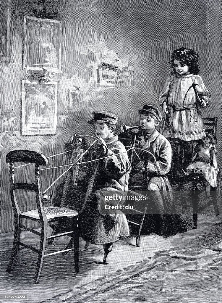 Prêt à commencer : les enfants jouent avec des chaises
