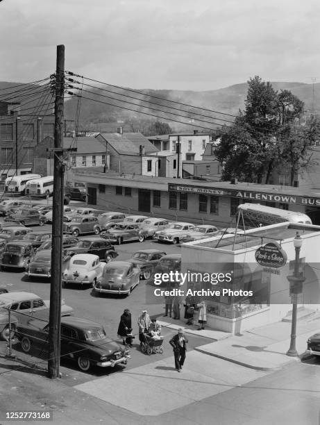 The bus terminal on South Sixth Street in Allentown, Pennsylvania, with a Park and Shop sign, circa 1945.