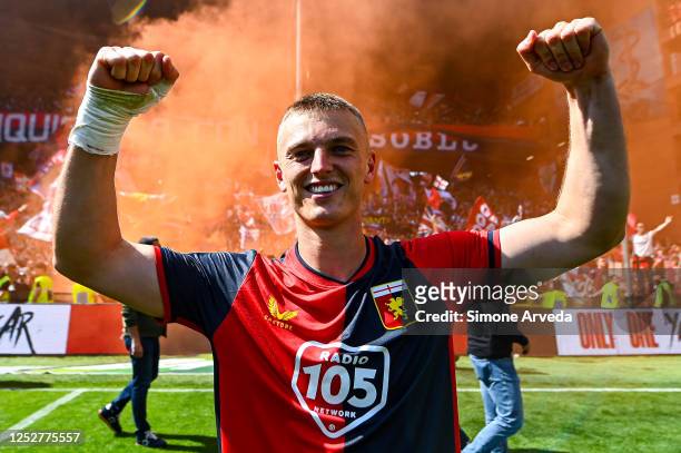 Albert Gudmundsson of Genoa celebrates after earning promotion in the Serie B match between Genoa CFC and Ascoli at Stadio Luigi Ferraris on May 6,...
