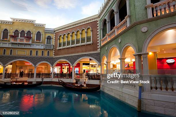 venetian hotel,macao - the venetian macao stock pictures, royalty-free photos & images