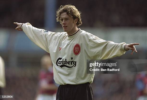 Steve McManaman of Liverpool points the way during the Premier League match against Aston Villa at Villa Park, Birmingham. Aston Villa beat Liverpool...