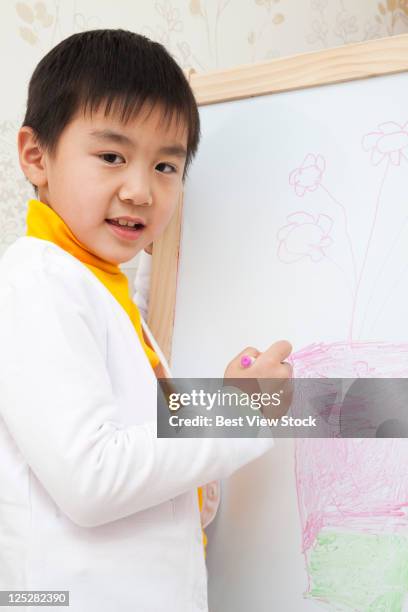 Sensory Stimulation Drawing Photos and Premium High Res Pictures ...