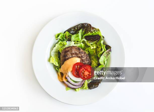 hamburger salad - burger overhead stock-fotos und bilder