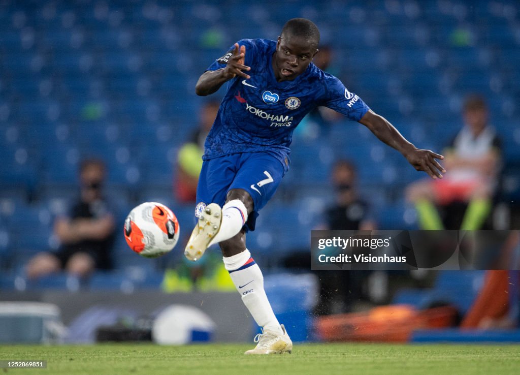 Chelsea FC v Manchester City - Premier League