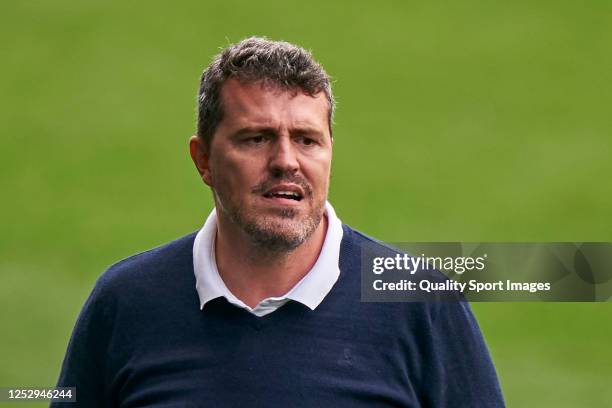 Oscar Garcia Junyent the manager of Celta de Vigo looks on during the Liga match between RC Celta de Vigo and FC Barcelona at Abanca-Balaídos on June...