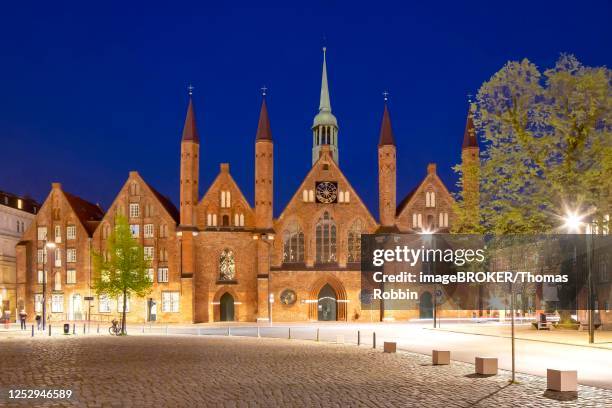 heiligen geist hospital, koberg, luebeck, schleswig-holstein, germany - lübeck stock-fotos und bilder