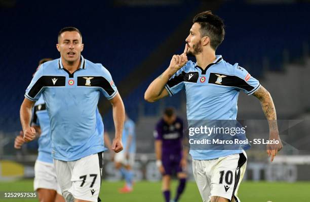 Luis Alberto of SS Lazio celebrate a second goal with his team mates during the Serie A match between SS Lazio and ACF Fiorentina at Stadio Olimpico...