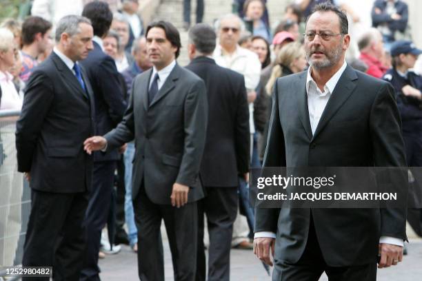 French actor Jean Reno arrives for a funeral mass for French actor Jean-Pierre Cassel at Saint-Eustache's church, 26 April 2007 in Paris. Cassel who...