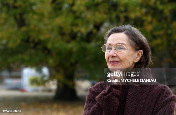 Kit Riva Actress Abbaye Blanche Stock-Fotos und Bilder - Getty Images