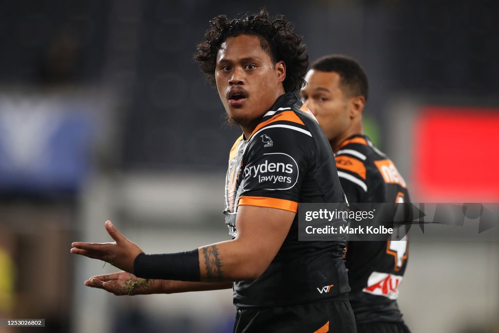 NRL Rd 7 - Bulldogs v Tigers
