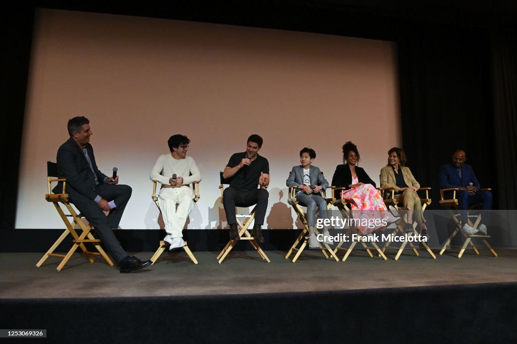 THINGS - The cast and producers of