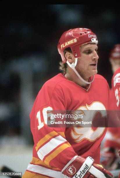 Brett Hull of the Calgary Flames looks on against the New Jersey