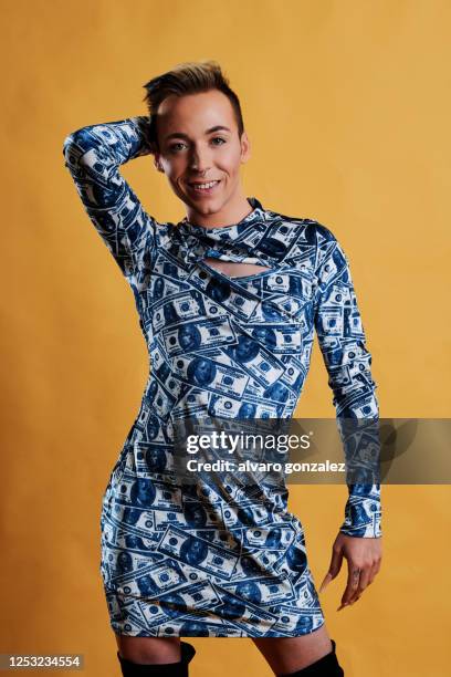 Trans Model Desktop 2,598 Trans Model Stock Photos, High-Res Pictures, and Images - Getty ...
