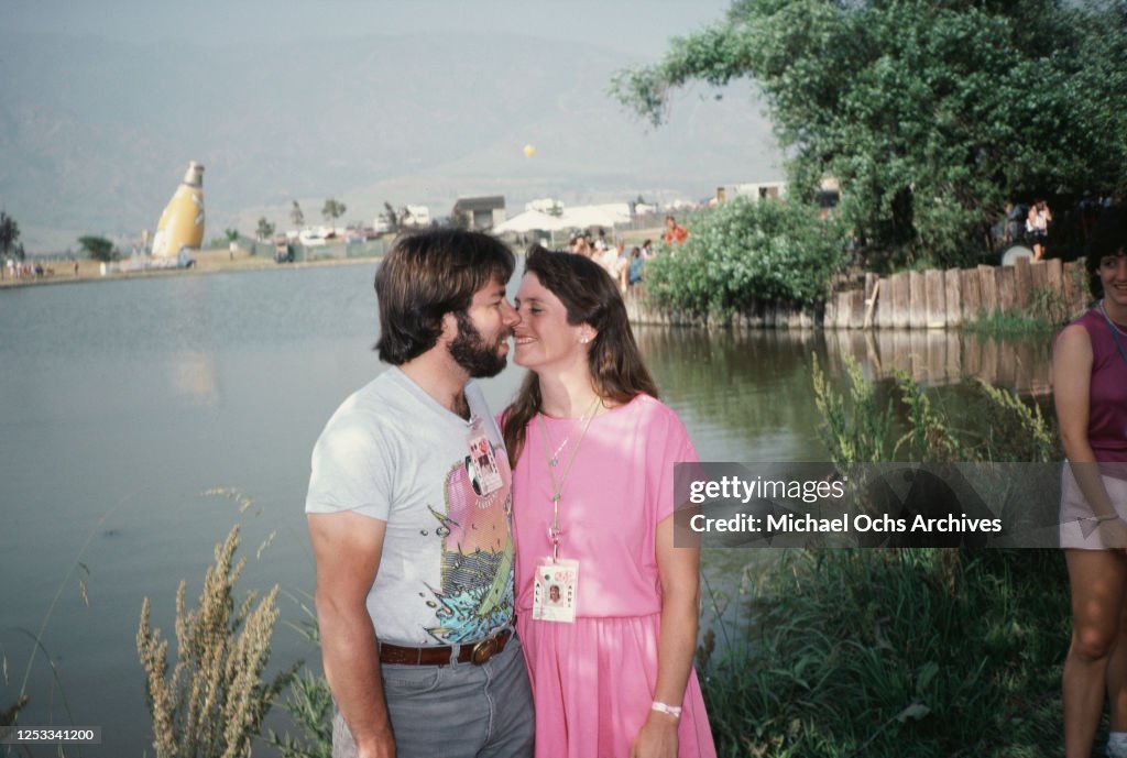 American computing entrepreneur Steve Wozniak with his wife, slalom