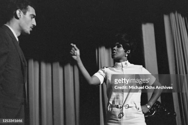 American soul singer Carla Thomas performs a scene at the American Academy of Dramatic Arts in New York City, with AADA graduate Joel Vance , 6th...