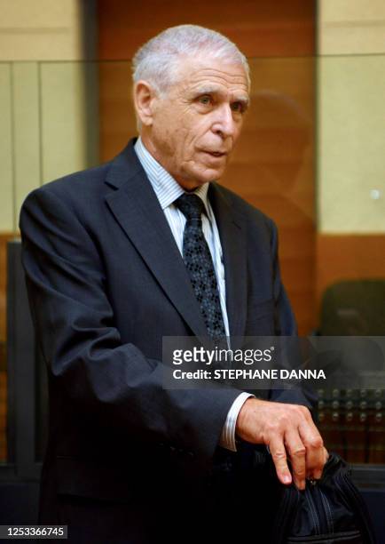 Christian Iacono, 73 ans, maire de Vence de 1989 à 2001 et réélu à ce poste en mars 2008, accusé du viol de son petit-fils qu'il a toujours nié,...