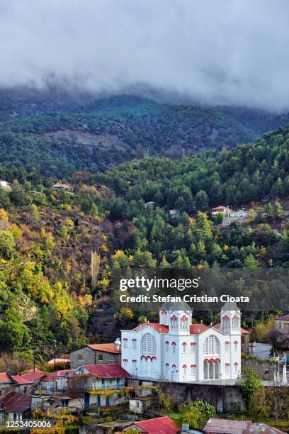 mountain village of pedoulas in cyprus, europe - cypriot culture foto e immagini stock