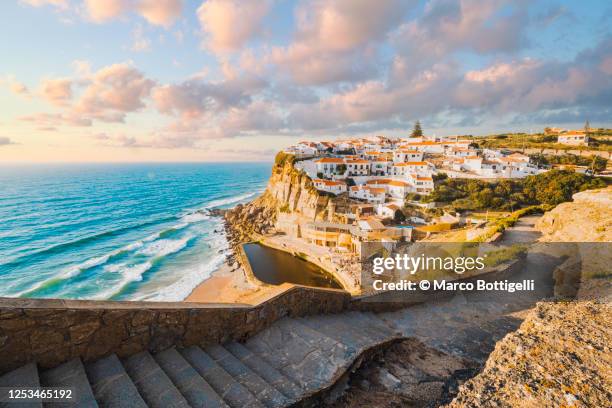 the scenic village of azenhas do mar, portugal - azenhas do mar imagens e fotografias de stock