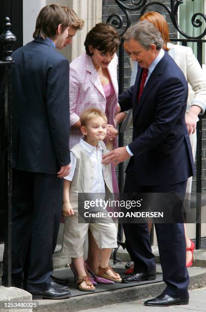 Tony Blair Children Photos and Premium High Res Pictures - Getty Images