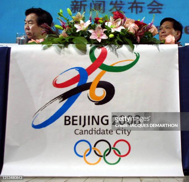 Members of the Beijing 2008 bid committee Weimin Yuan , Co-secretary General, and Liu Qi, president,give a press briefing following the designation...