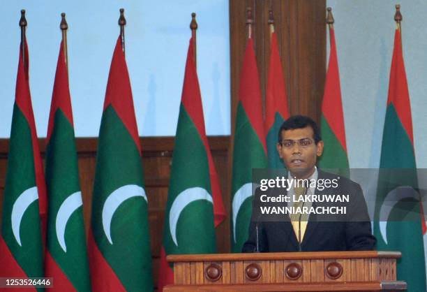 Maldivian Democratic Party founder and newly sworn in President Mohamed 'Anni' Nasheed makes an address to the nation after a ceremony in Male on...